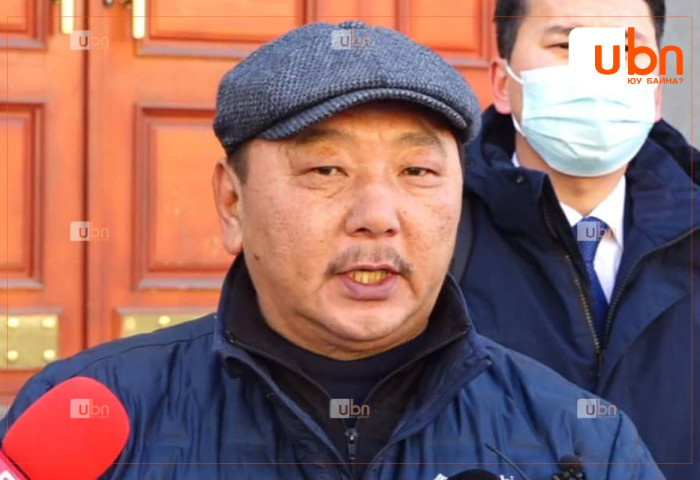 Х.Баттулгын өмгөөлөгч: У.Хүрэлсүх ээ,  Н.Учрал аа, Сү.Батболд оо, Оросоос том машины жолооч нар ирж байгаа шүү