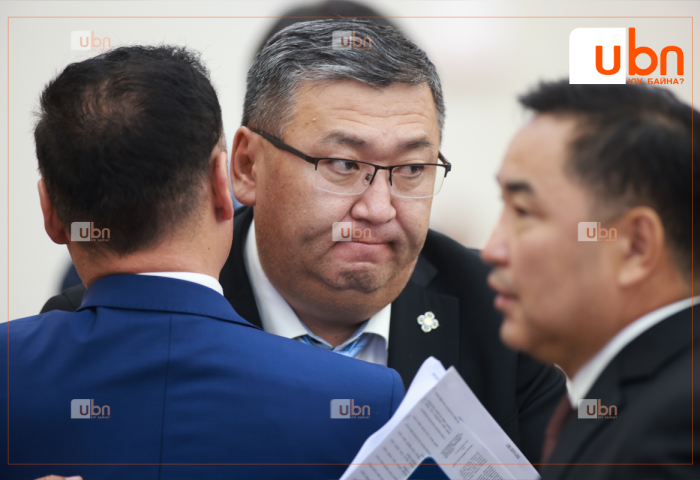 Уул уурхайн бүтээгдэхүүний биржийн тухай хуулийг буцаан татаж, дахин боловсруулахаар боллоо