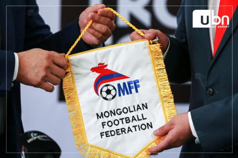 Монголын хөлбөмбөгийн холбоо “шилэн“ болно