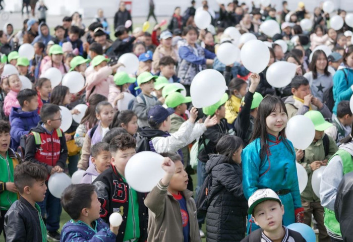 ЕБС-ийн 3000 сурагч “МОНГОЛ ХҮН” төслийн оролцогч болж, нүүдэлчин соёл, уламжлалт мал аж ахуйтайгаа танилцах аялалд гарлаа