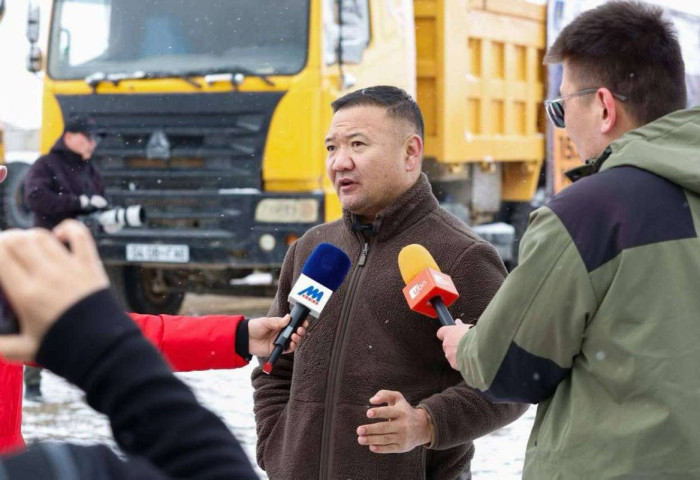 О.Амгаланбаатар: Говь-Алтай аймгийн төвд 25 км зам тавигдчихвал нутагтаа АЯ ТУХТАЙ амьдрах орчин бүрдэнэ