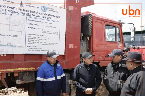 УИХ-ын дарга Д.Амарбаясгалан авто замын барилгын ажлын явцтай танилцлаа