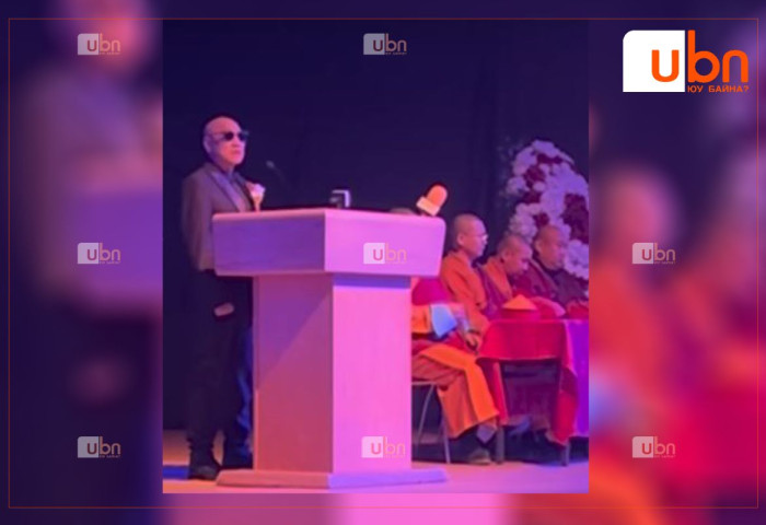 “Icetop” хамтлагийн дуучин Коби: Эр хүн шиг явсан найз минь эргээд босоод ирдэг бол андын ёсыг сэвтээхгүй амьдралыг хамт туулахсан. Алдаа оноо дүүрэн байсан ч хамаагүй хамт байхсан