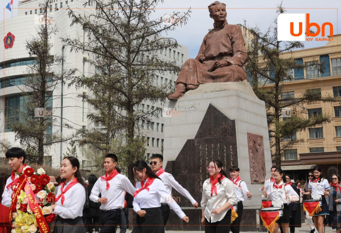 Монголд хүүхдийн байгууллага үүсэж, хөгжсөний 100 жилийн ой өнөөдөр тохиож байна