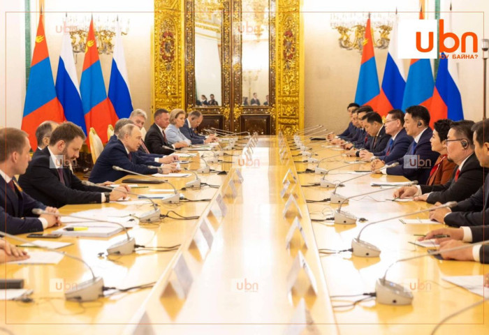 АЙЛЧЛАЛ: Ерөнхийлөгч У.Хүрэлсүх, В.В.Путин нар Монгол, Оросын худалдаа, эдийн засаг, хөрөнгө оруулалт, ХАА, эрчим хүч, тээвэр логистик зэрэг олон асуудлаар санал солилцов