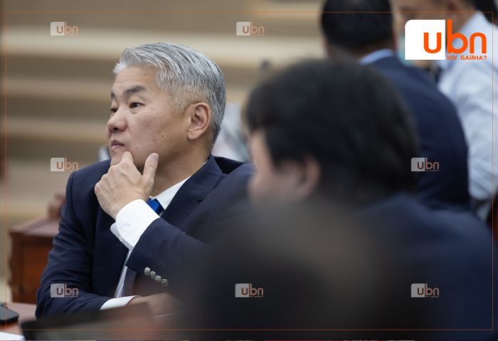 ЧУУЛГАН: Гишүүдийн ирц хүрээгүй тул гурилын гаалийн албан татварыг сэргээх тухай хуулийн төслийг ЭЦЭСЛЭН БАТЛАХ санал хураалтыг 7 хоногоор хойшлууллаа