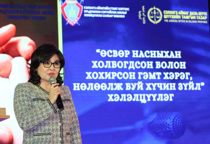 Хүүхдийг гэмт хэргээс урьдчилан сэргийлэх асуудлаар сэлэнгэ аймагт хэлэлцүүлэг зохион байгууллаа