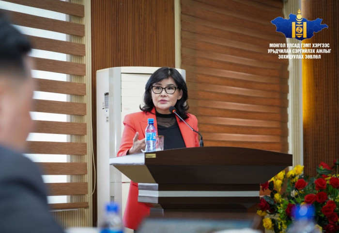 Удирдах албан тушаалтнуудад санхүүгийн залилангаас урьдчилан сэргийлэх чиглэлийн сургалт зохион байгууллаа