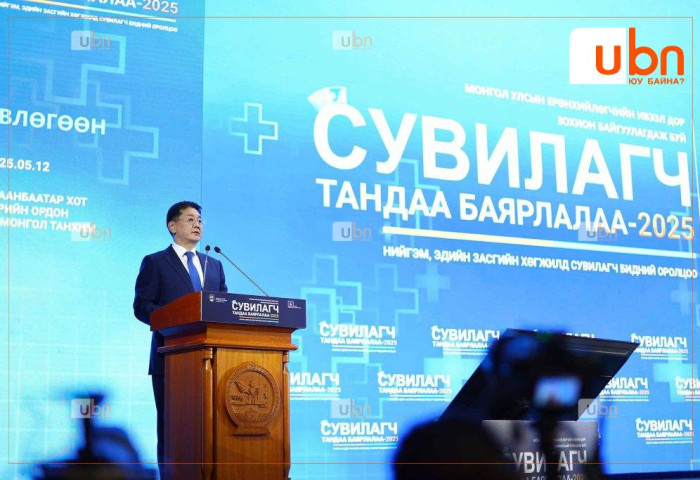 Ерөнхийлөгч У.Хүрэлсүх: Сувилагчдын тоог нэмэх, мэргэшүүлэх, мэргэжлийнх нь үнэ цэнийг таниулахад онцгой анхаарах шаардлагатай
