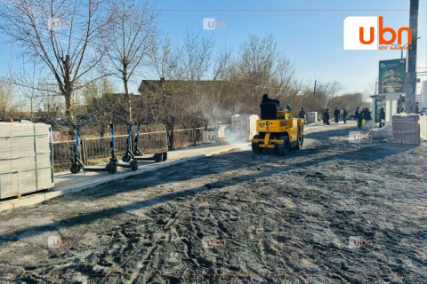 Таван шарын уулзвараас Саппорогийн уулзвар хүртэлх явган замын ажлыг наймдугаар сарын 25-нд дуусгана