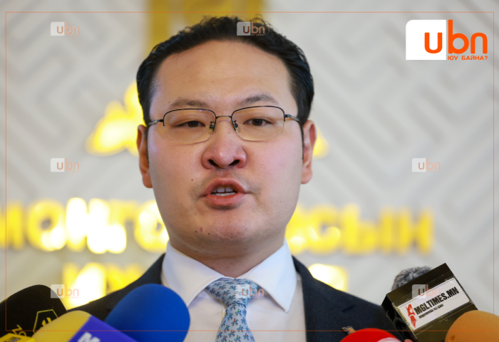 ШУУД: Зээлийн мэдээллийн тухай хууль батлагдсан талаар хууль санаачлагч, УИХ-ын гишүүн Э.Батшугар мэдээлэл хийж байна