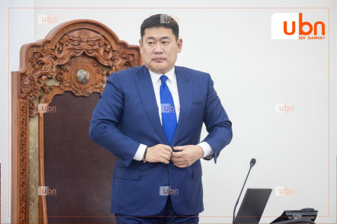 Ерөнхий сайд төмөр замын бүтээн байгуулалт ЭХЛЭХ ӨДӨР хүүгийнх нь мэдээлэл цацагдсан гэв