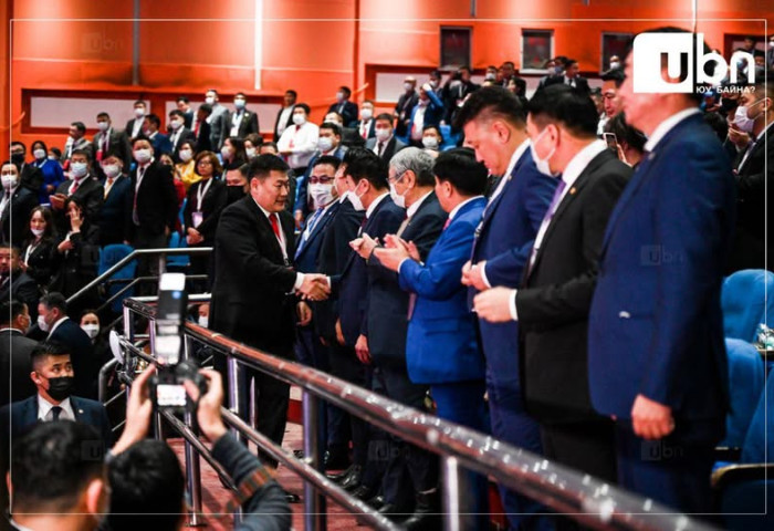 ШУУРХАЙ: Лхагва гарагийн 15.00 цагт МАН-ын Бага хурал хуралдахаар боллоо