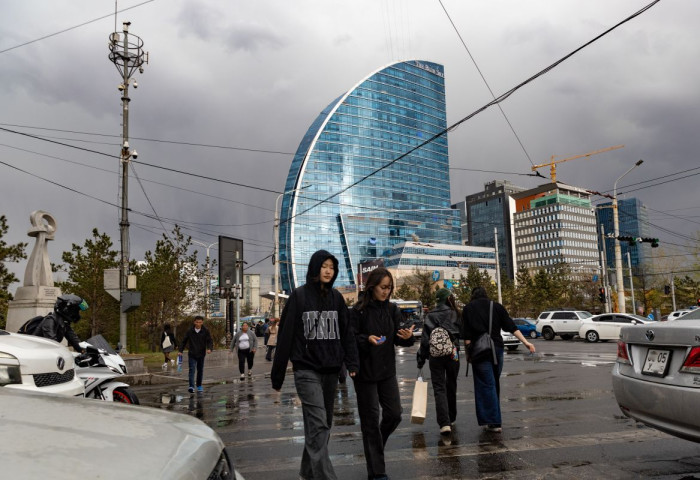 Улаанбаатарт маргааш 17 хэм дулаан