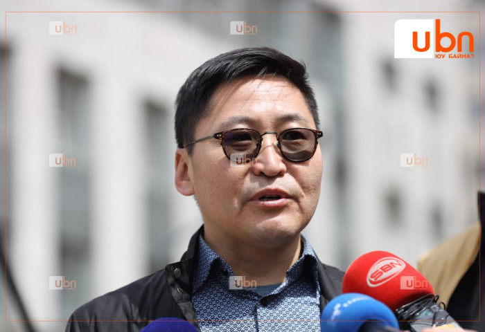 Ц.Лут-Очир: Жагсаал самрагч өнөө Гантөмөр дахиад гараад ирсэн. Түүнийг шалгуулахаар ТЕГ-т гомдол мэдээллээ гаргалаа