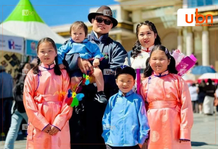 Улсын харцага Н.Золбоогийн эхнэр М.Уянга Алдарт эхийн одон хүртжээ