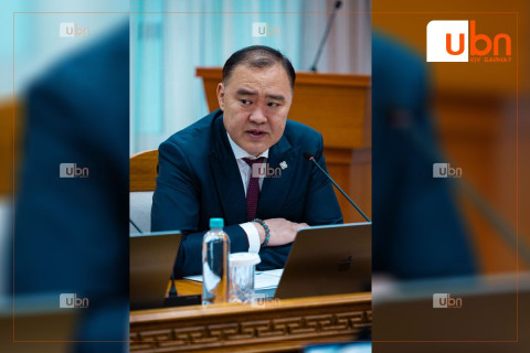 Л.Гантөмөр: 14 мега төслийн тав нь хэрэгжиж эхлээд байна