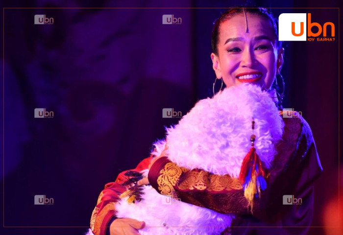 МУГЖ У.Уранчимэг Тамгагүй төр буюу “Монгол хаан“ төслөөс албан ёсоор гарч байгаагаа мэдэгдлээ