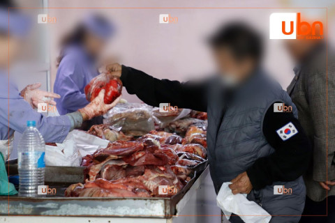 СУРВАЛЖИЛГА: Мах авч хүчрэхгүй болсон иргэд дайвар, нохойн хоол, хоосон ясаар хоногийн хоолоо аргалж байна