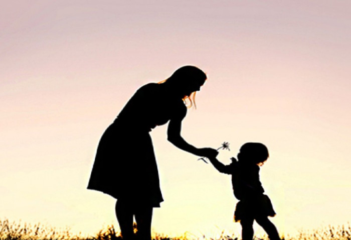 АМРАХ АГШИН: “Ээж“