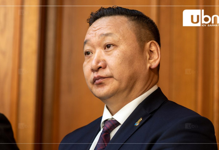 УИХ: Д.Дэлгэрсайханыг өөрийнх нь хүсэлтэд үндэслэн СЕХ-ны гишүүнээс нь ЧӨЛӨӨЛЛӨӨ