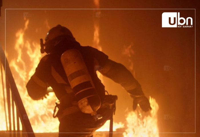 6-13 дугаар давхар хүртэл цахилгааны утас шатаж байсныг унтрааж,  утаажилтын бүсээс 85 хүнийг гаргажээ