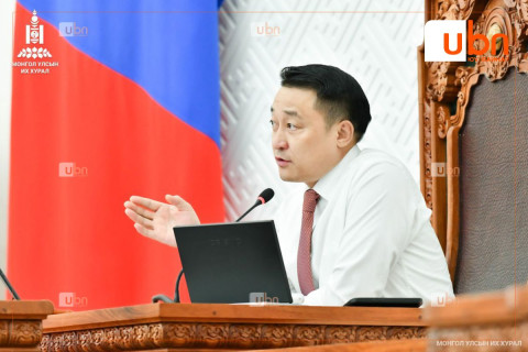 ЧУУЛГАН: Говьсүмбэр аймгийн нэрийг Дундговь гэж андуурч бичсэн тул “Эрчим хүч-3” төслийн зээлийн хэлэлцээрийг соёрхон батлах асуудлыг хойшлууллаа