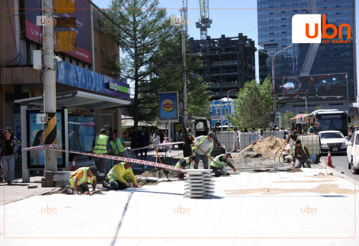 “Явган зам засварын хүрээнд сольсон эвдрэлгүй, хуучин хавтанг гэр хороололд тавихаар төлөвлөсөн“