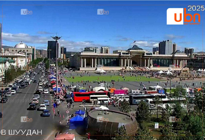 Төв талбайн баруун, зүүн талын зам ачаалалтай байгаа тул өөр замаар зорчихыг уриаллаа