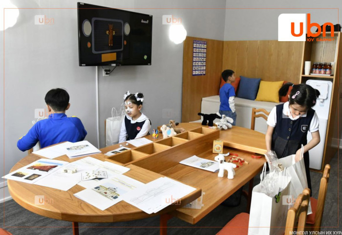 Төрийн ордонд анх удаа хүүхдийн өрөөтэй боллоо