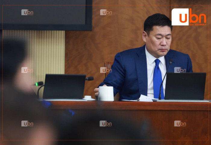 ЕРӨНХИЙ САЙД: Би өөртөө 100 хувь итгэлтэй байгаа. Учир нь өнгөрсөн хугацаанд нэг ч төрийн сангийн зээл, нэг ч төрийн өмчийн томилгоонд ОРОЛЦООГҮЙ