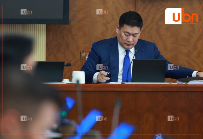 ТББХ-ны гишүүд Ерөнхий сайд Л.Оюун-Эрдэнэд 73.9 хувийн саналаар итгэл үзүүлэхийг ДЭМЖЛЭЭ