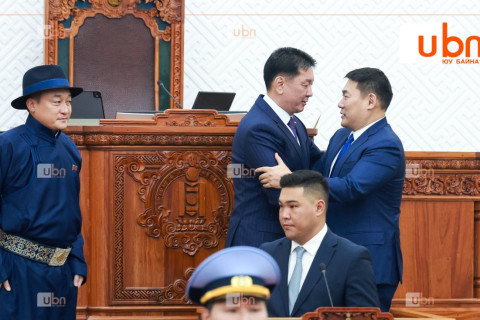 ЕРӨНХИЙ САЙД: У.Хүрэлсүх дарга бид хоёрын дунд хувь хүний хувьд ямар ч асуудал байхгүй