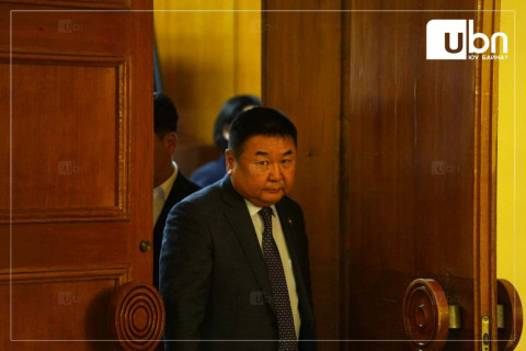 Д.Ганбат: Аравхан сарын алсын хараагүй юм байж, юун 2050