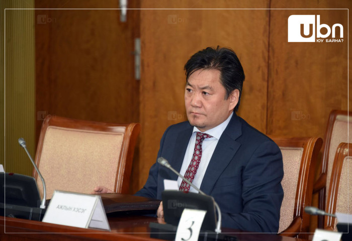 “Оны төгсгөл хүртэл Хуримтлалын сангаас мөнгө орж ирэхгүй бол ипотек дээр 200-300 тэрбум төгрөгийн л боломж байна. Өшөө нэмж чадахгүй“