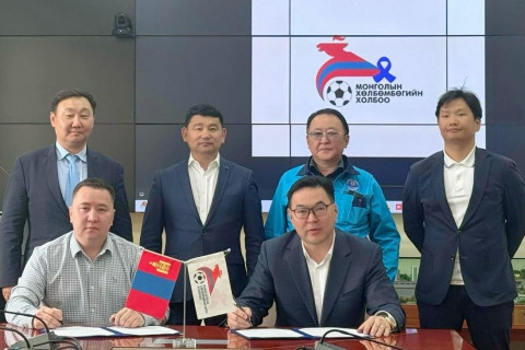 Монголын Хөлбөмбөгийн Холбоо болон Монголын барилгачдын “Golden city” FC клуб санамж бичигт гарын үсэг зурлаа