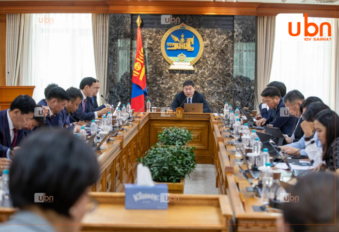 Дараагийн ЗГ байгуулагдах хүртэл одоогийн бүрэлдэхүүн үйл ажиллагаагаа явуулах тул өнөөдрийн хуралдааныг 11.00 цагт товложээ