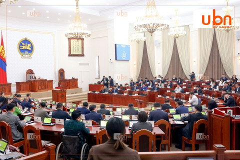 “Засгийн газарт чиглэл өгөх тухай“ УИХ-ын тогтоолыг баталлаа