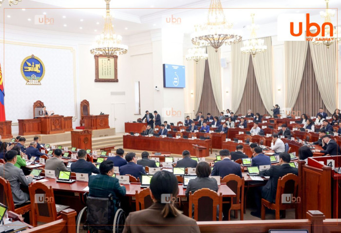 “Засгийн газарт чиглэл өгөх тухай“ УИХ-ын тогтоолыг баталлаа