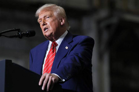 Дональд Трамп 12 улсын иргэнийг АНУ-ын хилээр нэвтрүүлэхийг хориглолоо