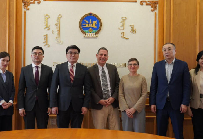 Азийн ПРО БОНО чуулга уулзалтыг санаачлагч “Babseacle”  байгууллагын ерөнхий захирал Брюс Ласкийг хүлээн авч уулзлаа