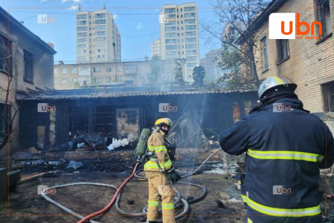Барилгын өргөтгөлийн хэсэгт гарсан галыг бүрэн унтраажээ