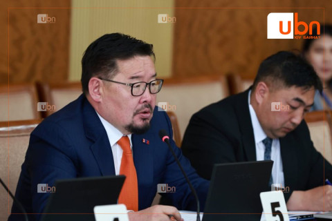 “Хүнд үед намын нөхөд, Ерөнхий сайд итгэл хүлээлгэж байхад ухрах эрх байгаагүй“