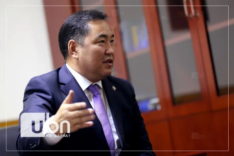 Б.Пүрэвдорж: Монголбанкны мөнгөний бодлогын хороо ойрын үед хуралдаж тэтгэврийн зээлийн хугацааг хуучин хэвэнд хүргэх ёстой. Үгүй бол жагсана