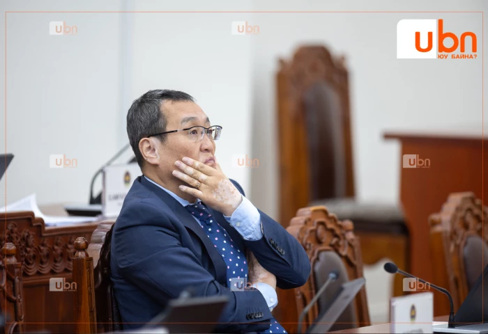 ДУЭЛЬ: Г.Занданшатар VS Х.Тэмүүжин: Таны хандлага цэрэг армид дуртай. Зэвсэглэж хүртэл бизнес эрхлэгчдийн уурхай руу дайрч байсан хүн шүү