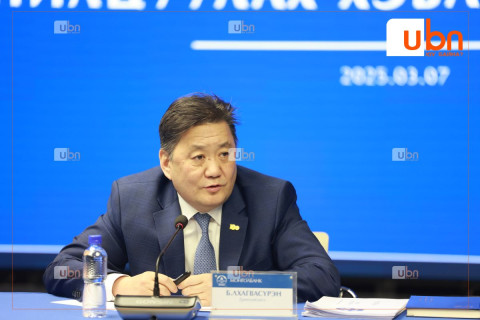 Монголбанк бодлогын хүүг 12 хувьд хэвээр хадгалах, тэтгэврийн зээл  олголтод өөрчлөлт оруулах шийдвэр гаргалаа