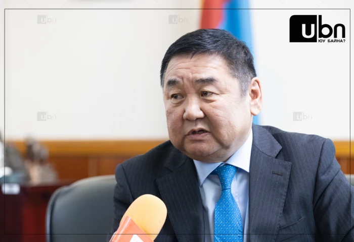 Д.Ганбат: Жагсаалтын гишүүдийг анхаарахгүй бол даргадаа үйлчилдэг байдал руу орж, дараагийн ЗГ-таа саад хийж байна