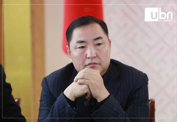 Б.Пүрэвдорж: Төрийн албаны шалгалтаар МАН-ын харьяалалтай бол шууд гарчихдаг. Харин АН-ынх бол ХОЁР САЯ төгрөг өгдөг