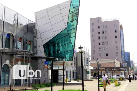 ӨГЛӨӨНИЙ МЭНД: Улаанбаатарт 25 хэм дулаан