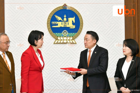 Хөдөө аж ахуйн тухай хуулийн төслийг өргөн мэдүүллээ